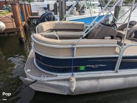 2021, Sun Tracker, 18 DLX PARTY BARGE