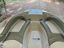 2005, Sea Ray, 220 SUNDECK