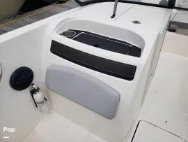 2023, Bayliner, VR6