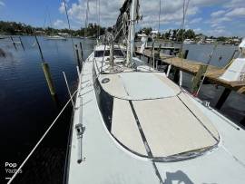 1990, MacGregor, 65 Pilothouse