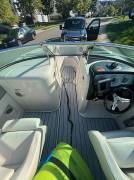 2010, Sea Ray, 220 Sundeck