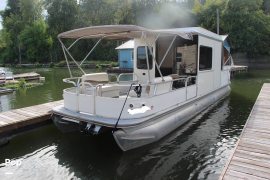 2005, Sun Tracker, Party Cruiser 32