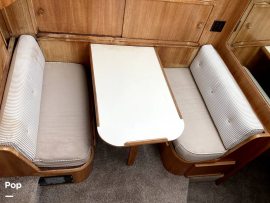 1988, Chris-Craft, 372 Catalina