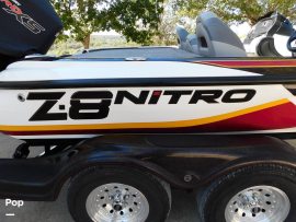 2010, Nitro, Z8