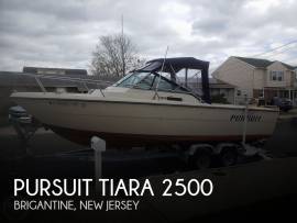 1983, Pursuit, Tiara 2500