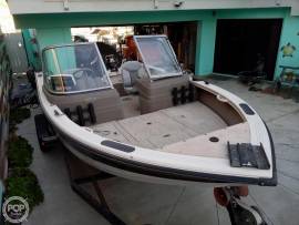 2006, Crestliner, Mirage 1700