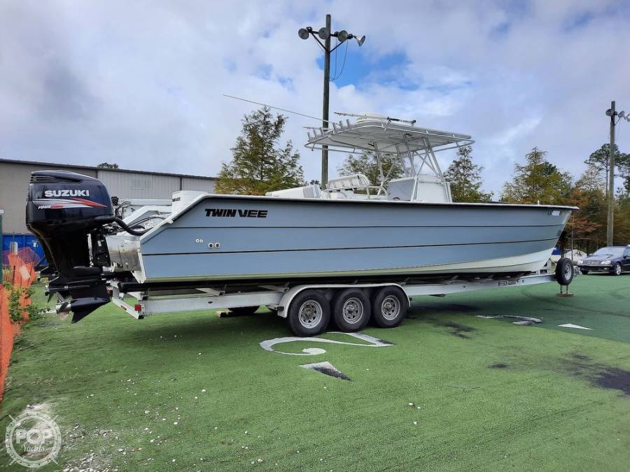 2007 twin vee catamaran