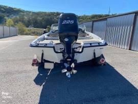 2005, Ranger Boats, Reata 210