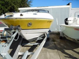 2005, Regal, 2450 Cuddy Cruiser