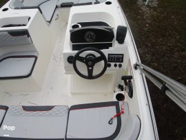 2022, Bayliner, Element M17