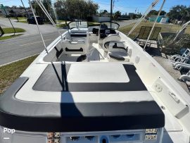 2022, Bayliner, vr6