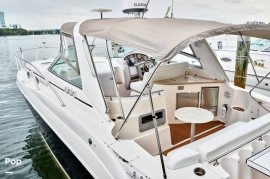 2005, Rinker, 342 Fiesta Vee