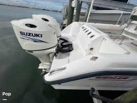 2001, Boston Whaler, 260 Outrage