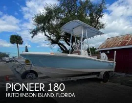 2022, Pioneer, Islander 180