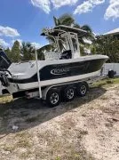 2019, Robalo, R242 Explorer CC