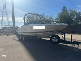 2001, Sea Ray, 230 Signature