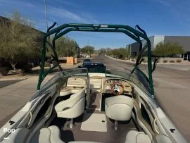 2001, Sea Ray, 230 Signature