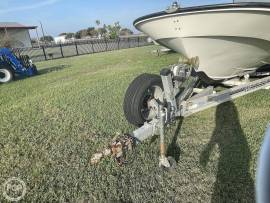 1979, Boston Whaler, 19 Low Profile