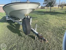 1979, Boston Whaler, 19 Low Profile