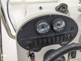 2007, Boston Whaler, Dauntless