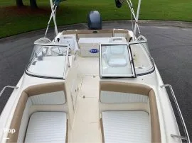 2012, Scout, Dorado 210