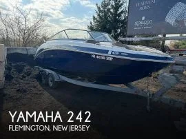 2012, Yamaha, 242