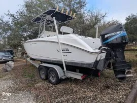 2004, Boston Whaler, 240 Outrage