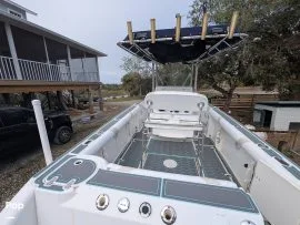 2004, Boston Whaler, 240 Outrage